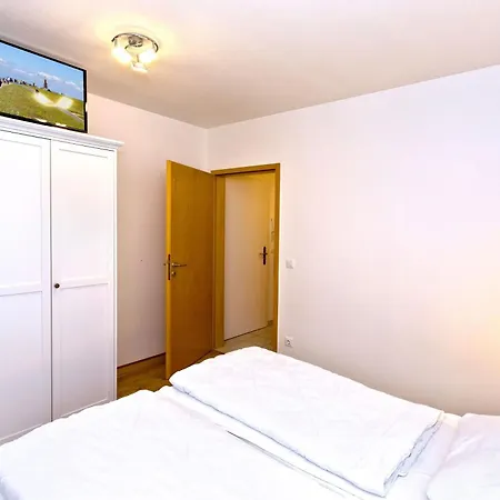 Apartman Aquaris, Aq7 *